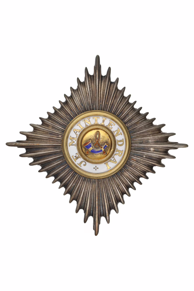The Order of the Crown, Grand Officer, obverse of the royal decoration from 1969: a medal bearing the inscription ‘Je Maintiendrai’, breast star