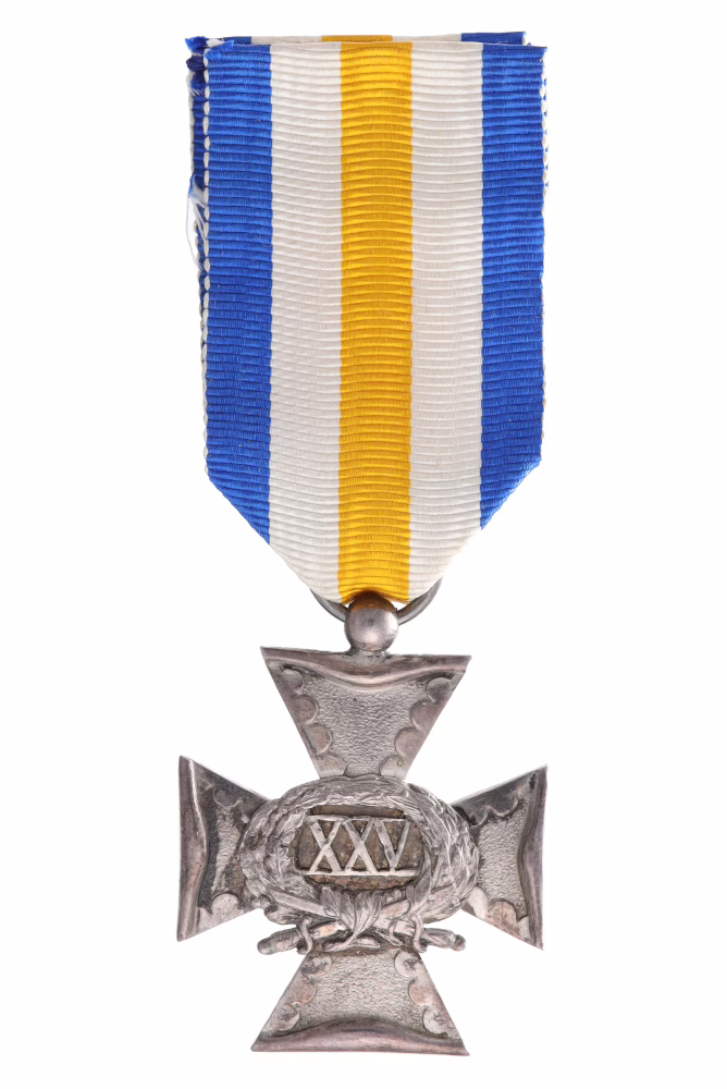 Long Service Distinction for Officers of the Naval Steamship Service