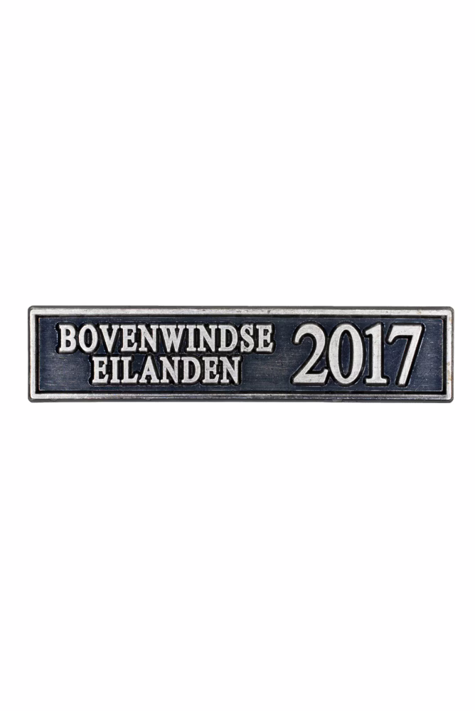 The Commemorative Medal for Humanitarian Aid in the Event of Disasters, medal with clasp: WINDWARD ISLANDS 2017