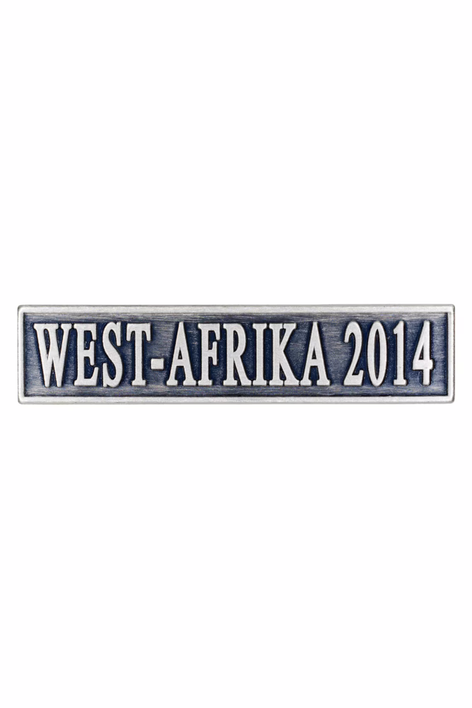 The Commemorative Medal for Humanitarian Aid in the Event of Disasters, medal with clasp: WEST AFRICA 2014