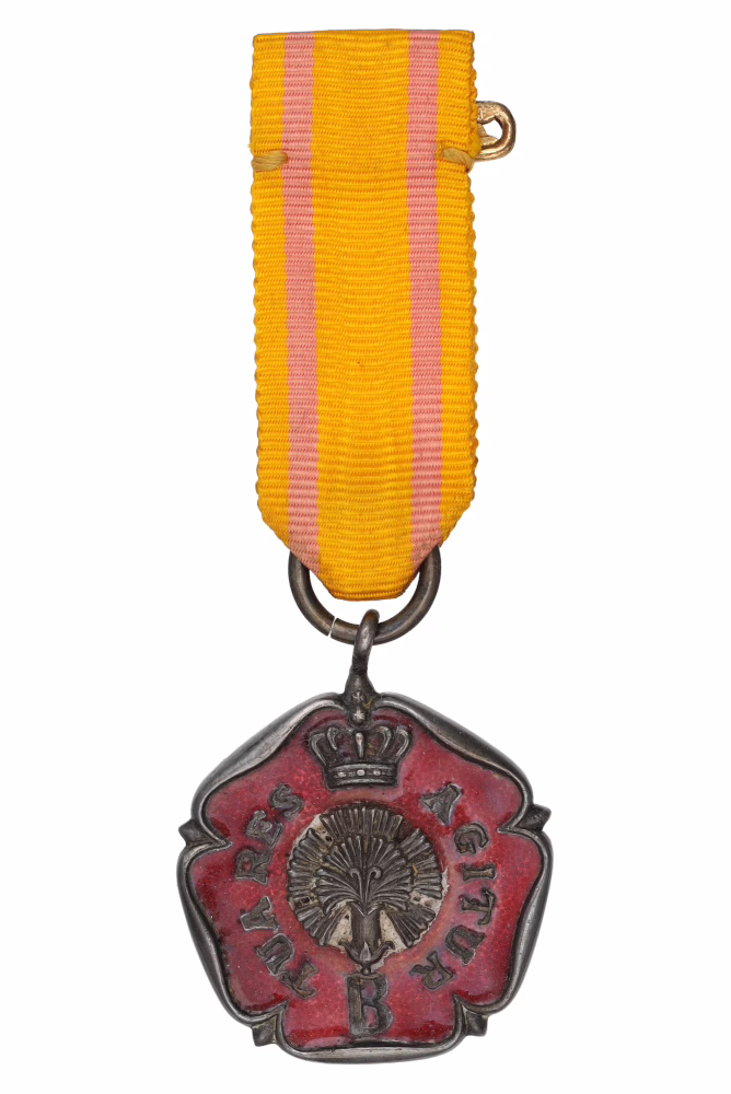 The Silver Carnation, 2nd class, obverse of a royal decoration from 1954
