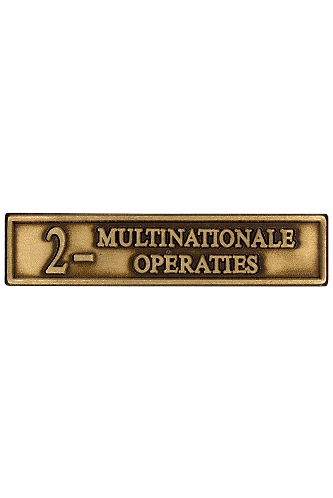 the Peace Operations Commemorative Medal, with the ‘MULTINATIONAL OPERATIONS’ clasp, for peace operations in 2006