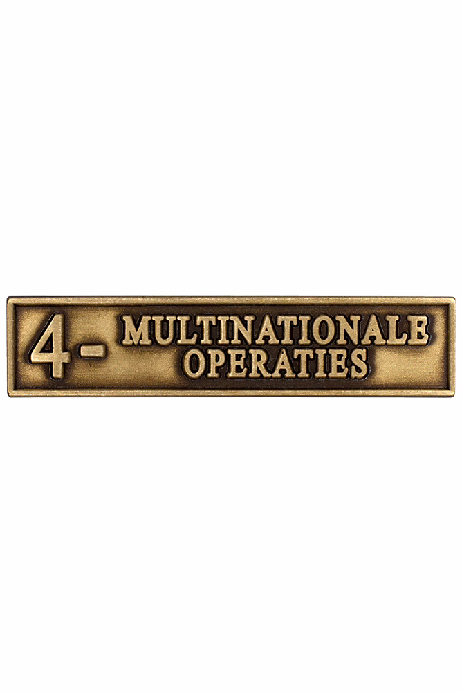 the Peace Operations Commemorative Medal, with the ‘MULTINATIONAL OPERATIONS’ clasp, for peace operations in 2006