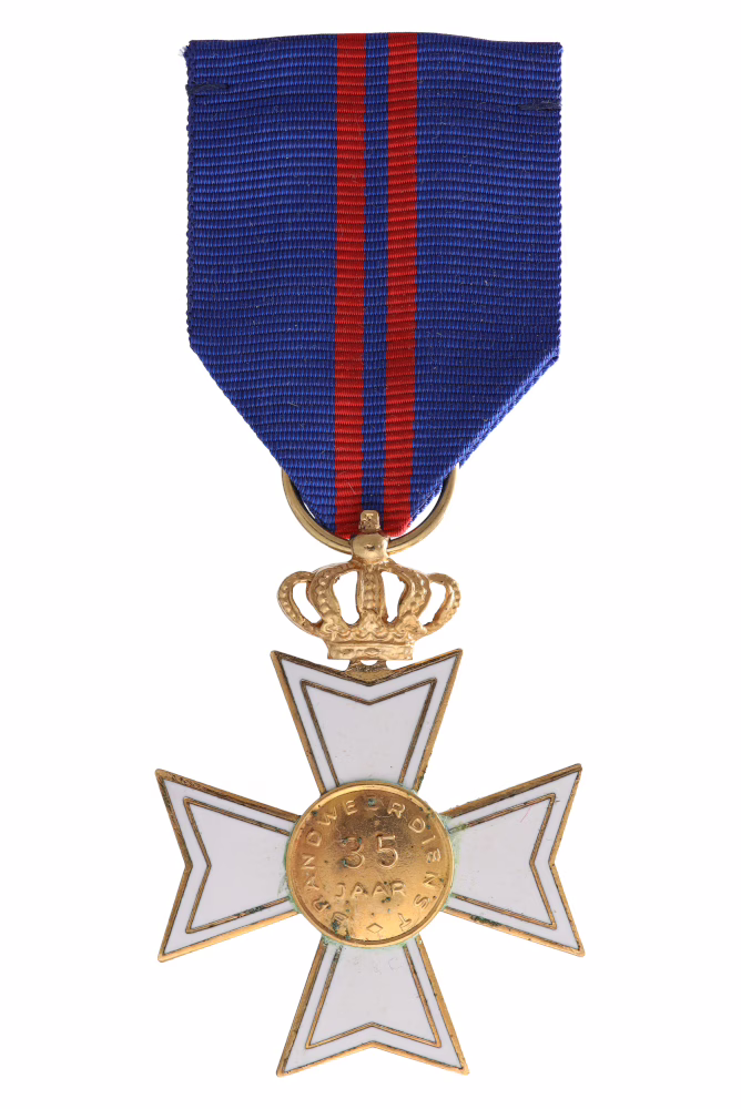 Fire Service Medal for Loyal and Long-standing Service, 35 years