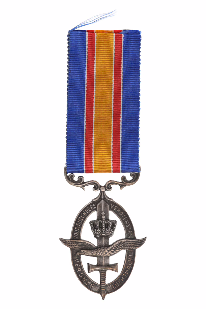 The Medal for Special Merit awarded by the Royal Dutch Air Force Association, an award from 1953