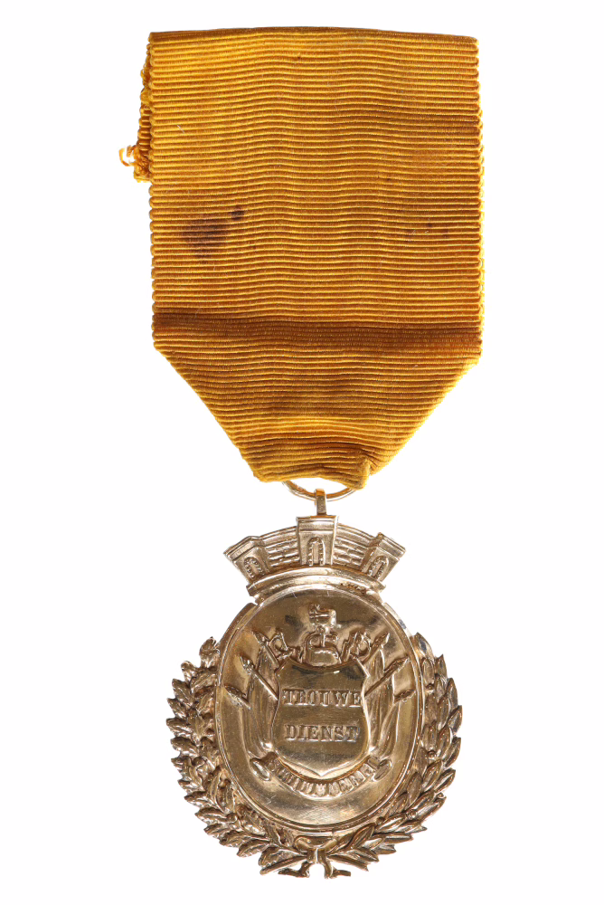 Gold-plated Medal for Loyal Service in the Militia, awarded in 1851 for 25 years’ loyal service